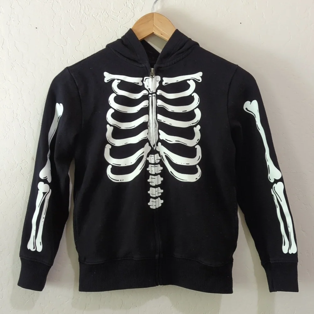 The Children's Place Black & White Skeleton Full Zip Hoodie Size Medium (7/8)